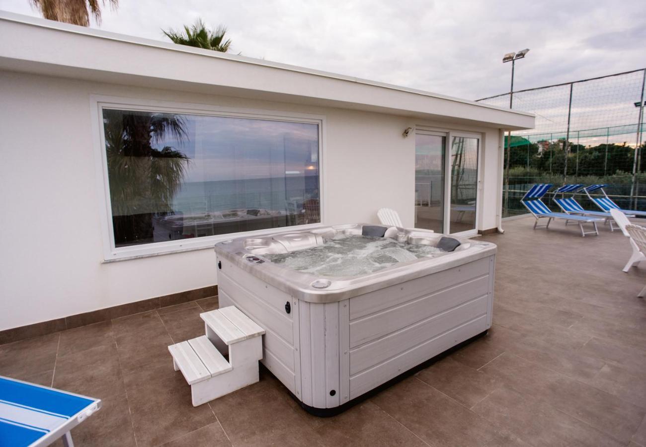 Il Geranio - Resort & Suites Acquedolci Ngoại thất bức ảnh