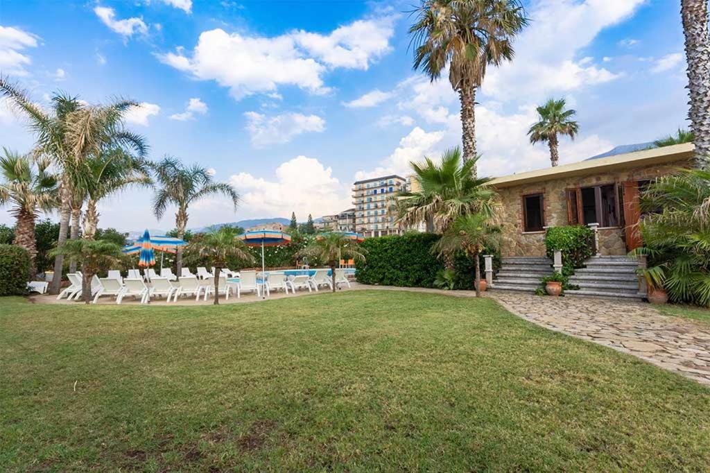 Il Geranio - Resort & Suites Acquedolci Ngoại thất bức ảnh